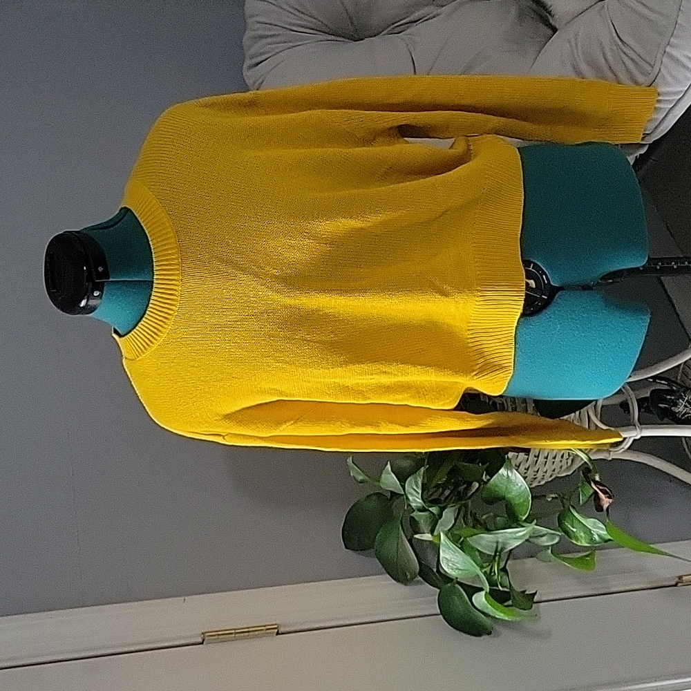 Divided H&M Yellow Sweater Small